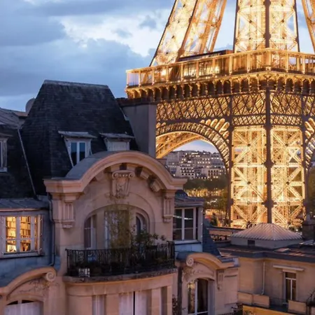 شقة Luxury With A View Of The Eiffel Tower *